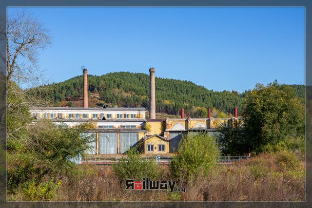 走进铁路机务段：带您去看东北地区的扇形机车库