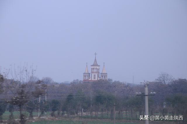 又发现一趟适合旅行的绿皮慢火车，西安始发，最低票价仅4元