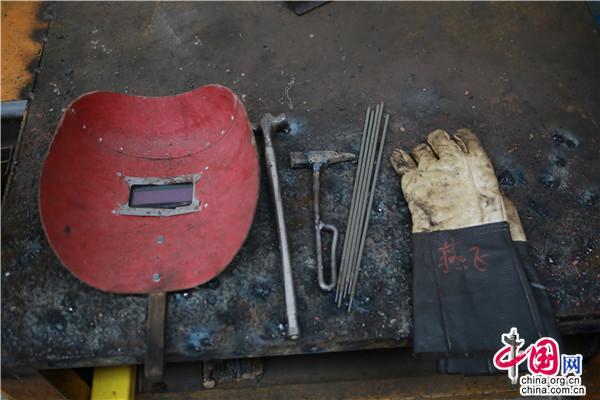 中国发布丨重庆机务段唯一女电焊工：再脏再累也要干好这份工作