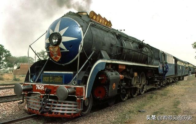 老照片  1981年印度铁路，好有感觉的蒸汽机车
