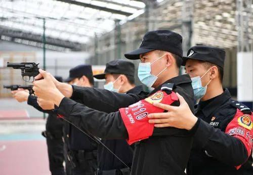 河南警察学院和铁道警察学院就业情况怎样？哪个更适合报考？